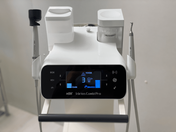 Ultraschallgerät für die professionelle Zahnreinigung